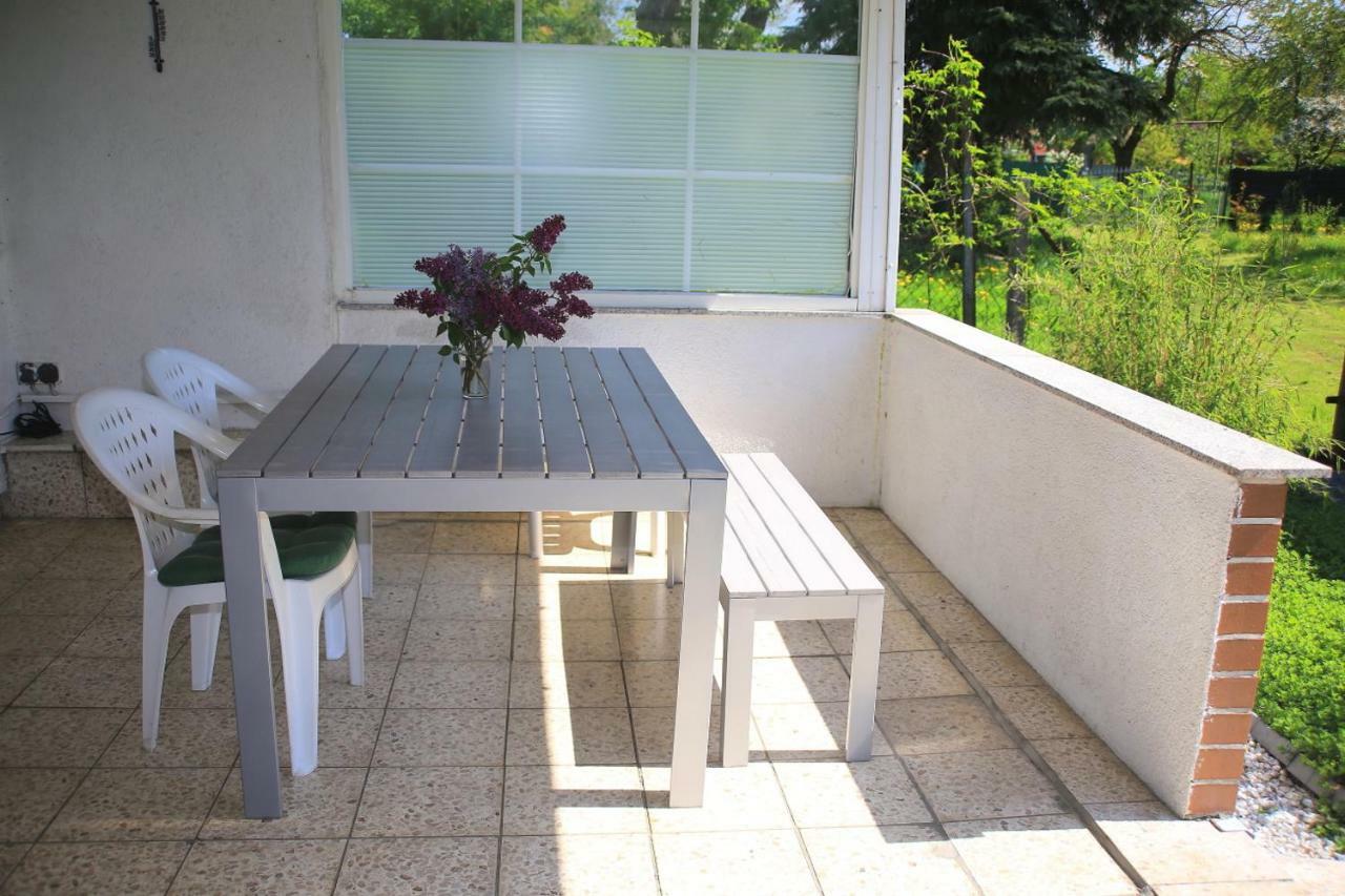 Mitten im Seenland und Spreewaldnah, schöner Garten Storkow  Exterior foto