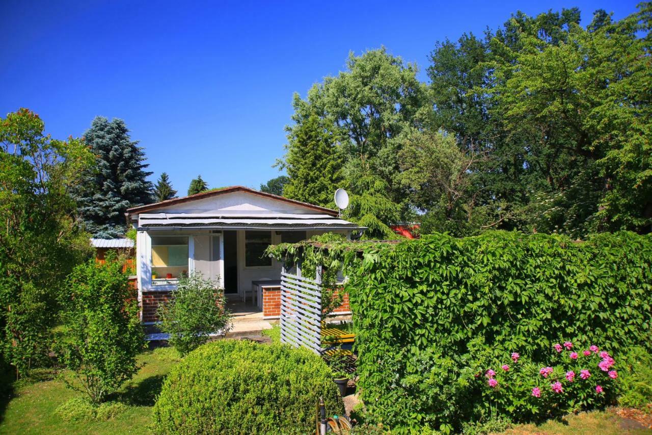 Mitten im Seenland und Spreewaldnah, schöner Garten Storkow  Exterior foto